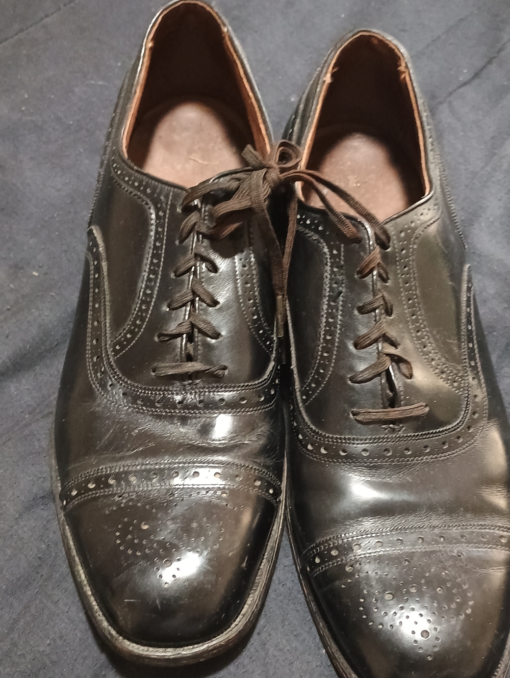 Allen Edmonds Black Leather Wingtip Oxford Dress Shoes (237)
